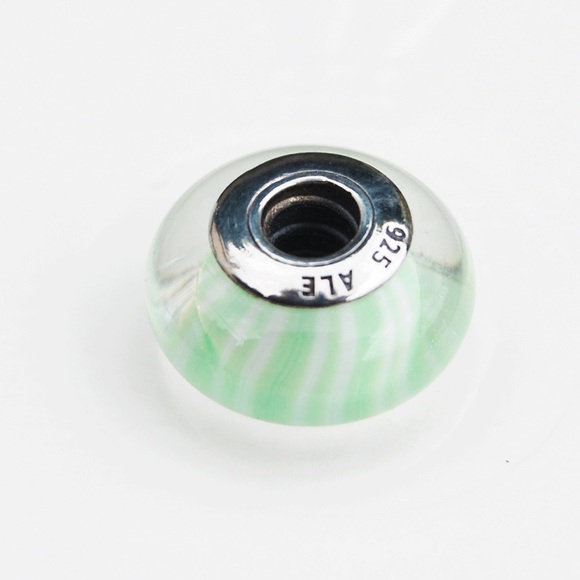 RETIRED Authentic Pandora Green Candy Stripe Murano Charm - Picture 4 of 11